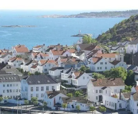 Linddalsveien 7, 4950 Risor, Norway בית נופש Risør